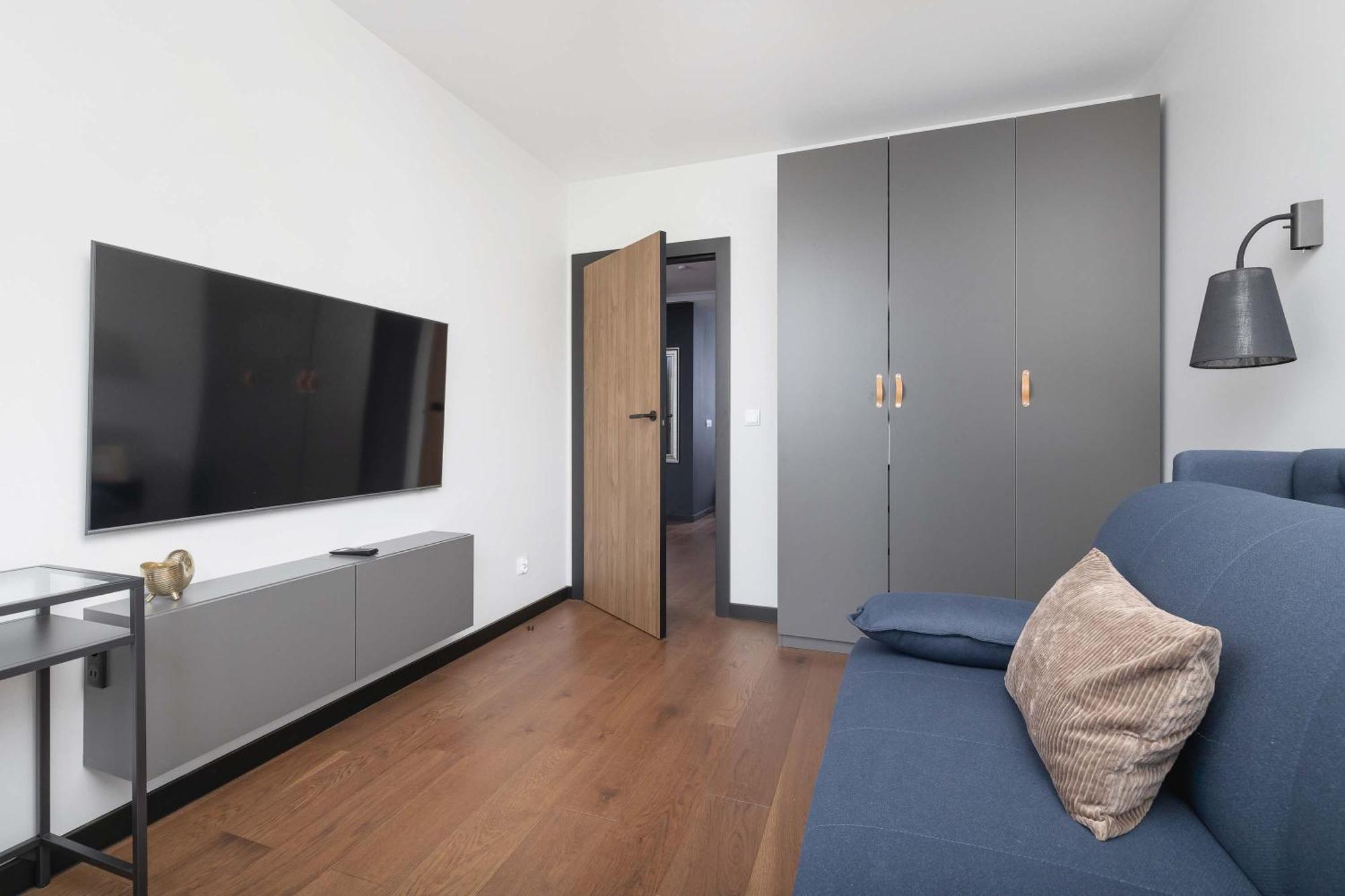 Modern & Luxurious With Balcony & Parking Cracow By Renters Prestige Appartement