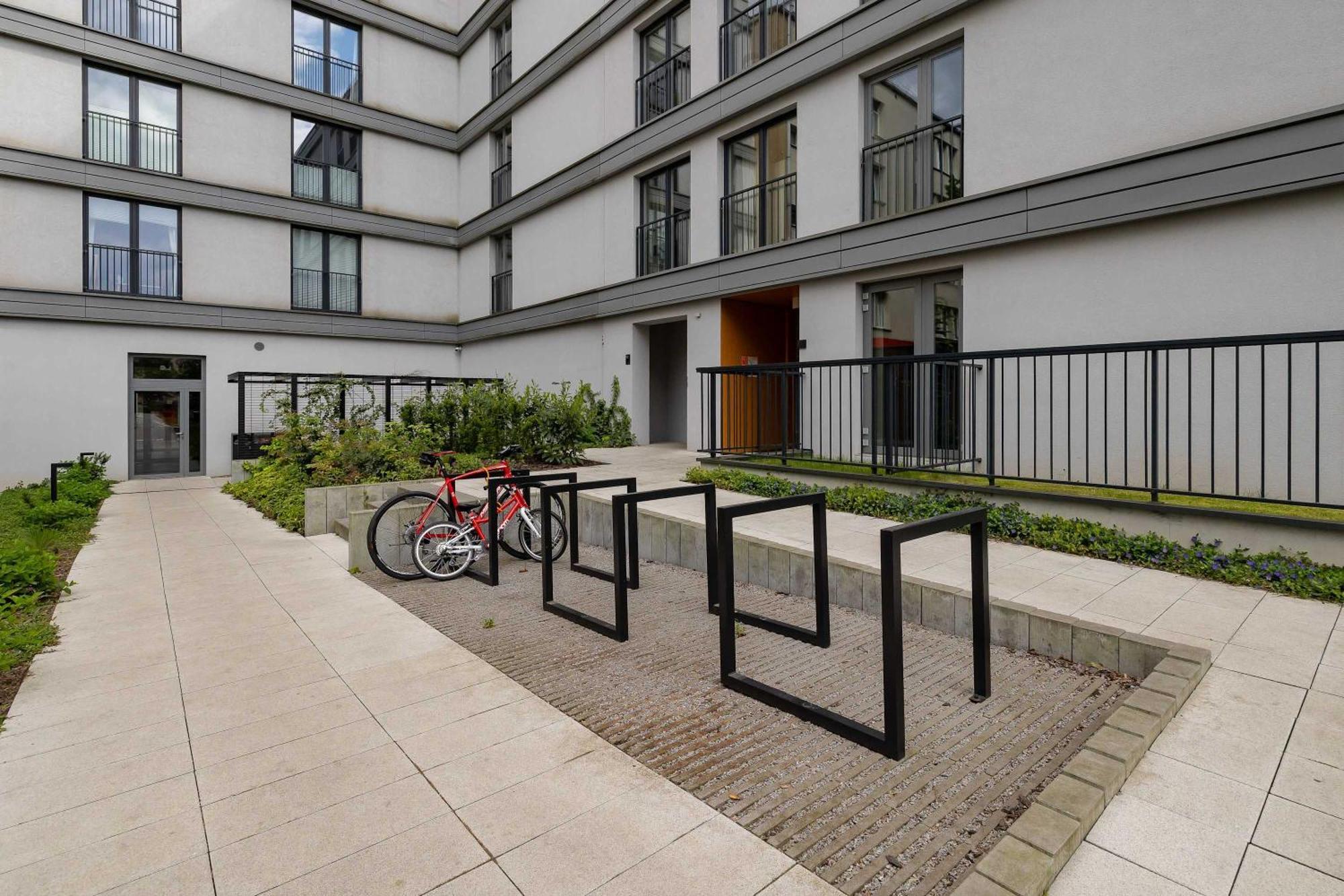 Modern & Luxurious With Balcony & Parking Cracow By Renters Prestige Krakau