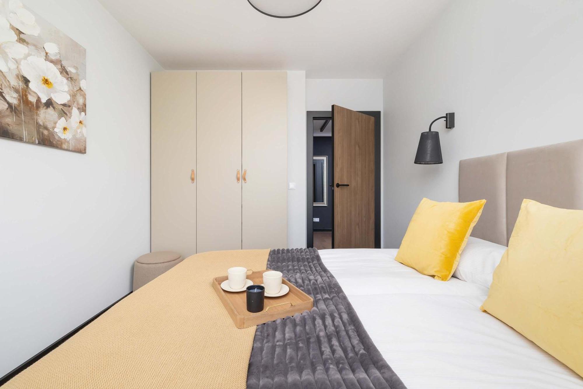 Modern & Luxurious With Balcony & Parking Cracow By Renters Prestige Krakau
