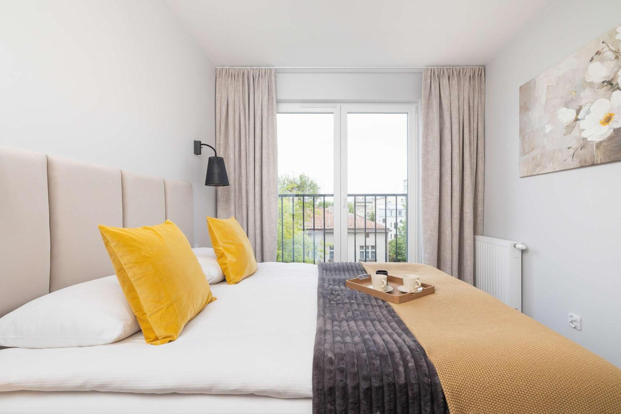 Modern & Luxurious With Balcony & Parking Cracow By Renters Prestige * Krakau